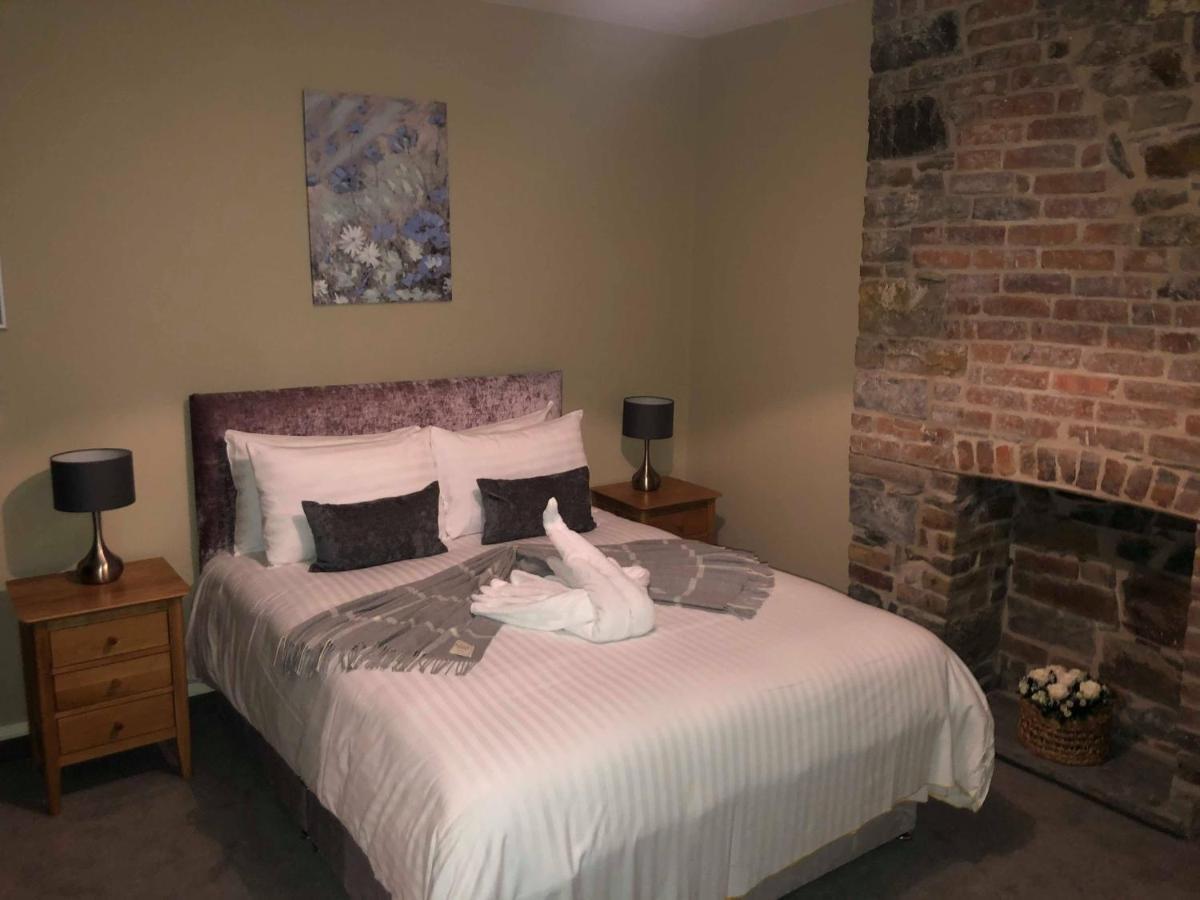 Tredegar Arms Hotel Exteriér fotografie